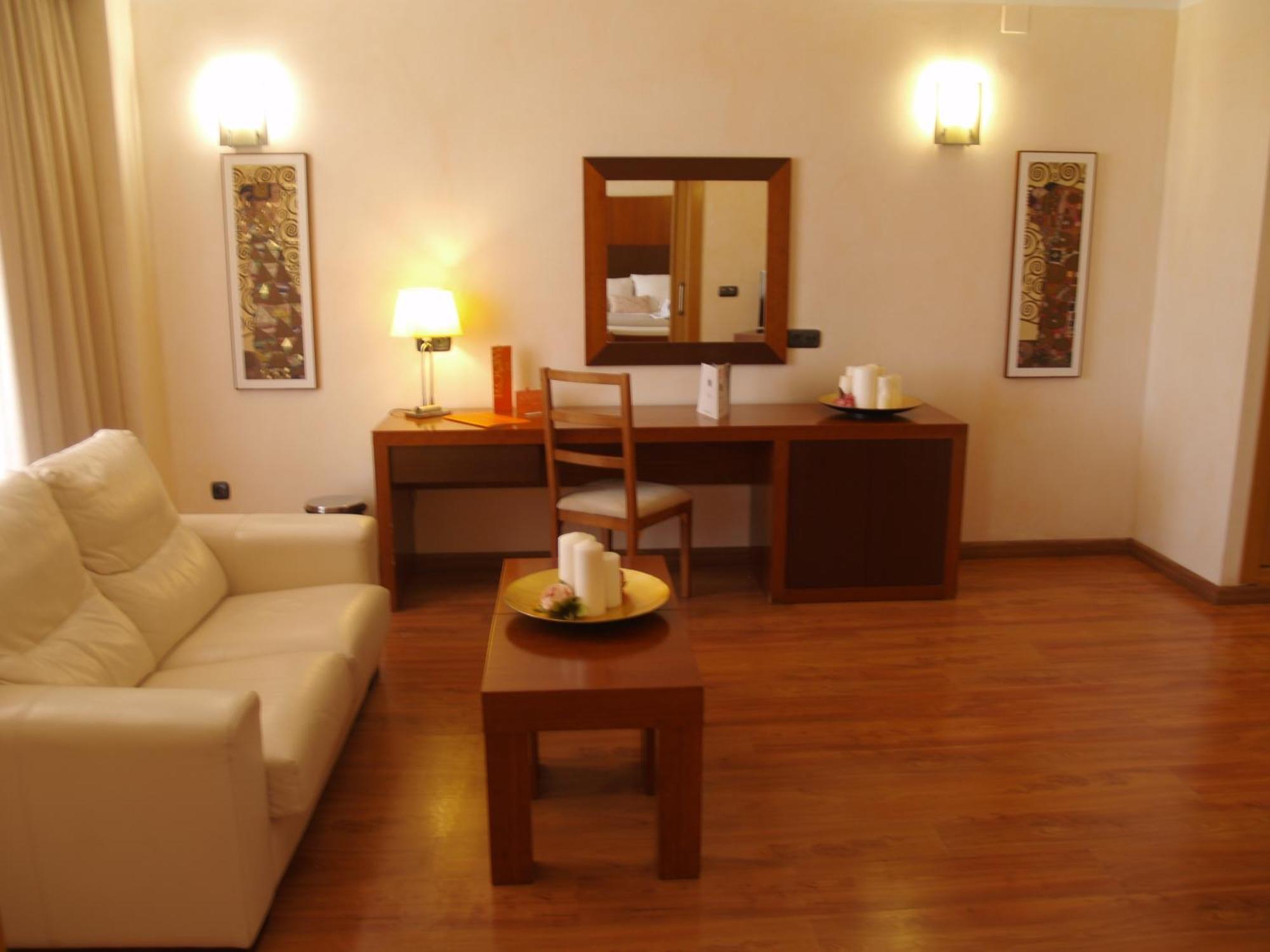 Hotel Montera Plaza Los Barrios Exteriér fotografie