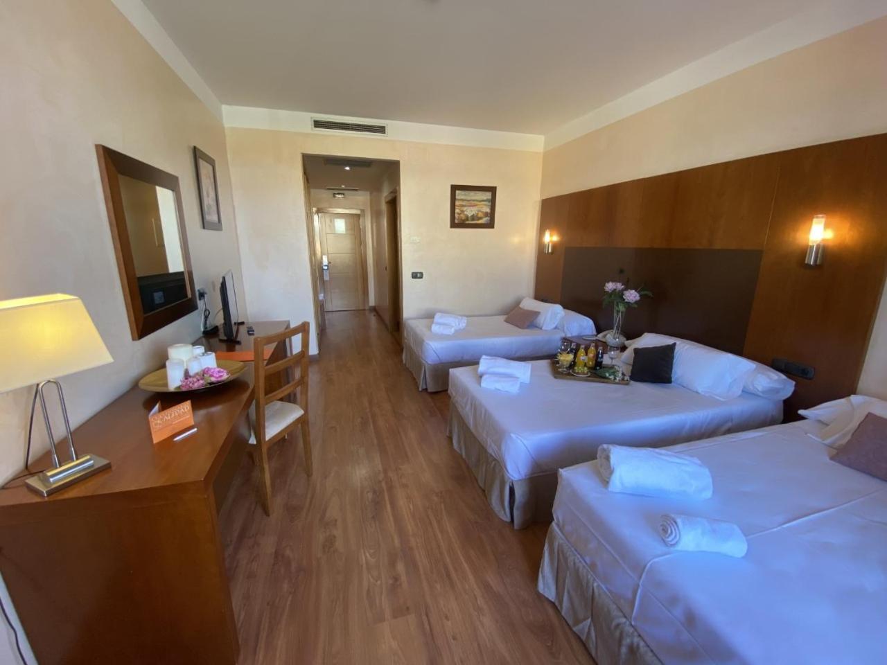 Hotel Montera Plaza Los Barrios Exteriér fotografie