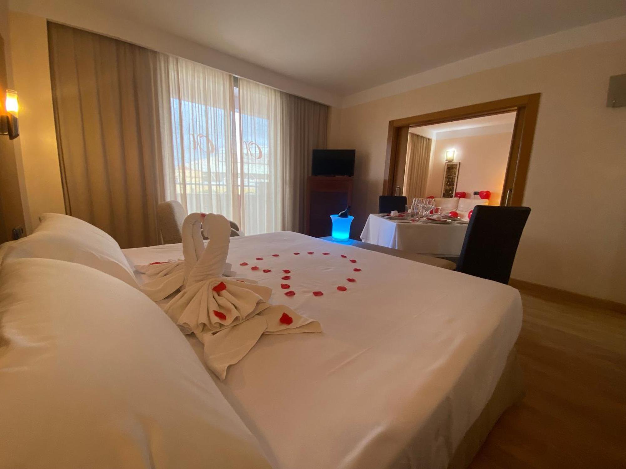 Hotel Montera Plaza Los Barrios Exteriér fotografie